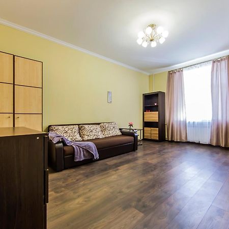 Комфорт- Апартаменти Біля Хрещатика Kiev Dış mekan fotoğraf