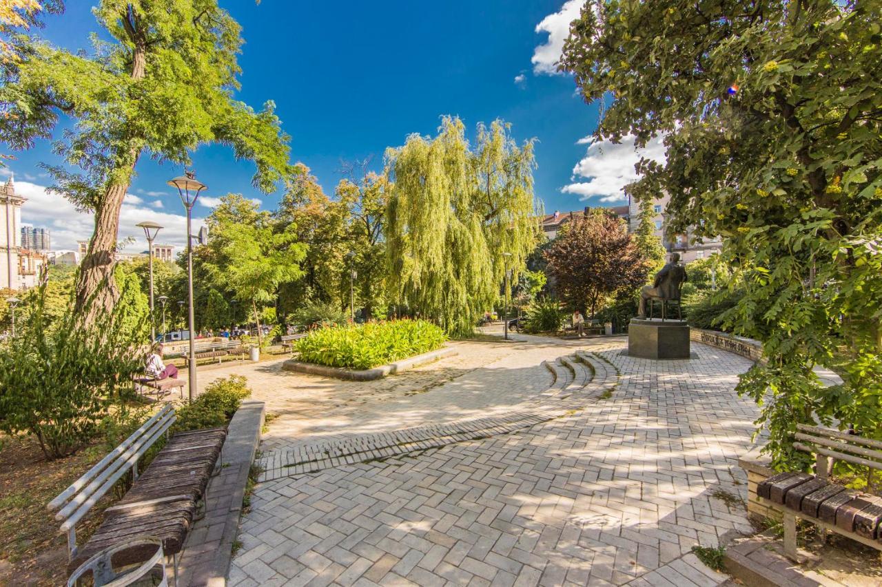 Комфорт- Апартаменти Біля Хрещатика Kiev Dış mekan fotoğraf